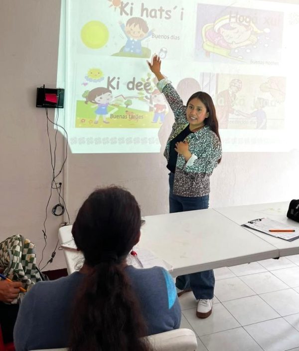 Centro LIBRE contribuye a la preservación de la lengua Hñähñu